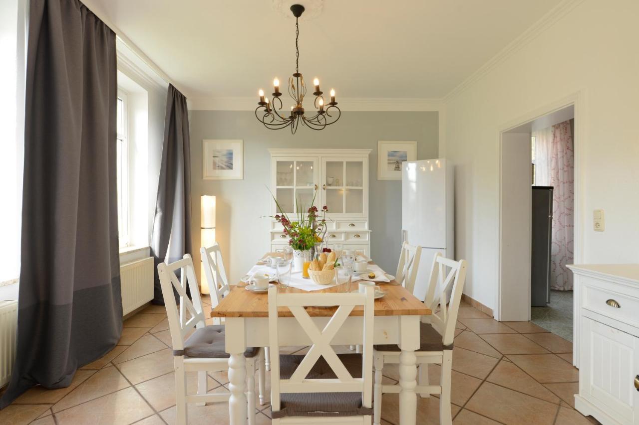 Ferienhaus für 8 Personen mit Kamin&Terrasse Ostseebad Boltenhagen Exterior foto