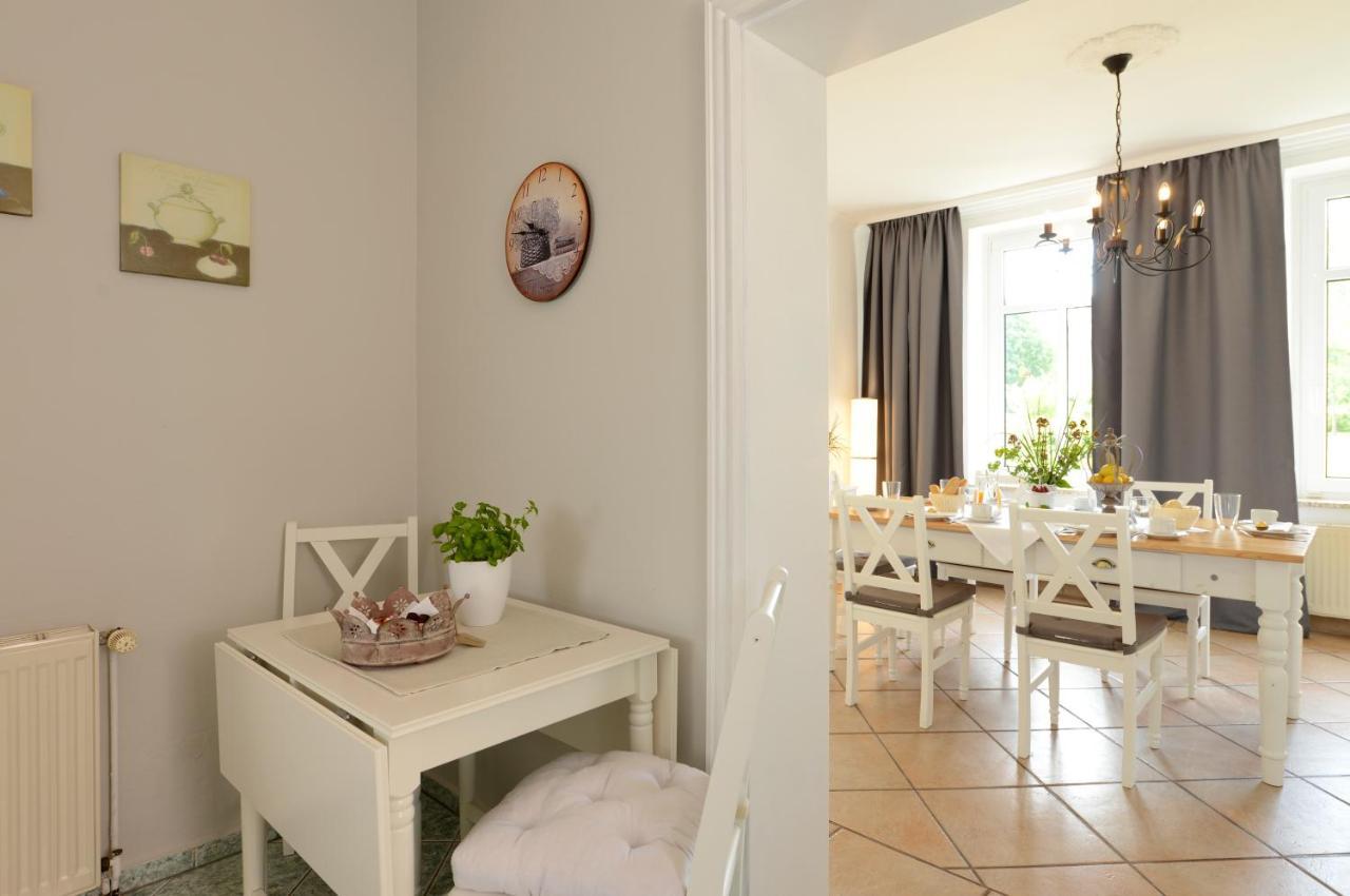 Ferienhaus für 8 Personen mit Kamin&Terrasse Ostseebad Boltenhagen Exterior foto