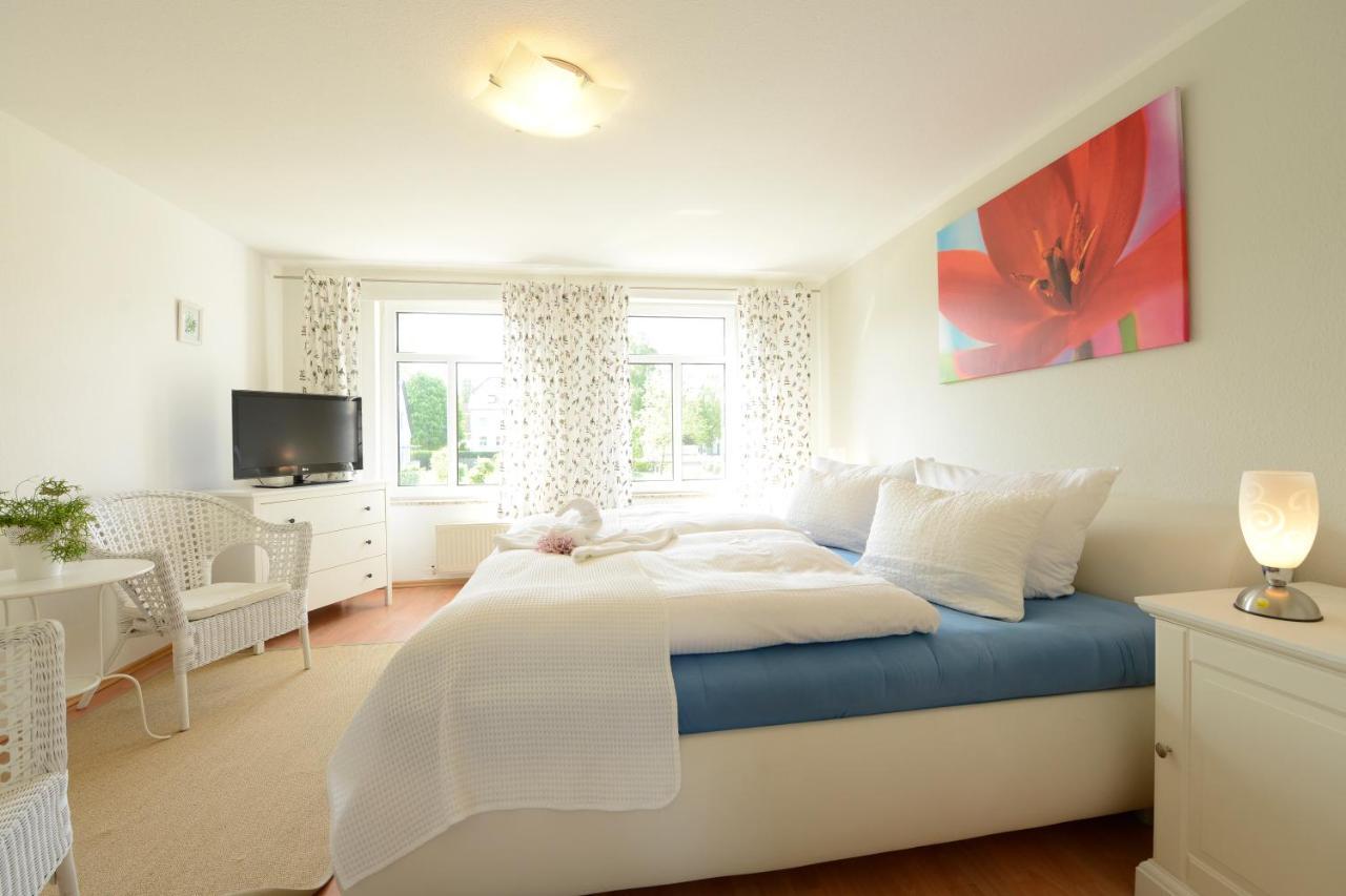 Ferienhaus für 8 Personen mit Kamin&Terrasse Ostseebad Boltenhagen Exterior foto