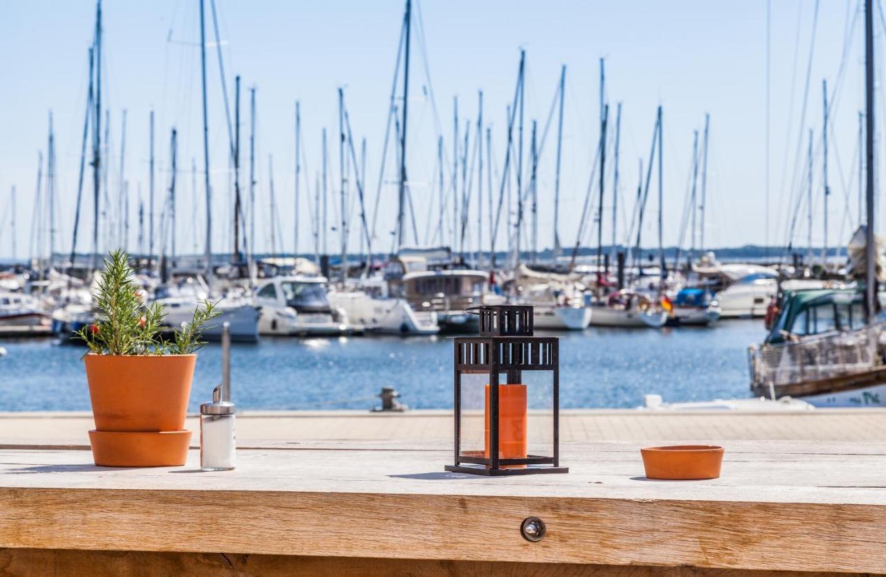 Ferienhaus für 8 Personen mit Kamin&Terrasse Ostseebad Boltenhagen Exterior foto
